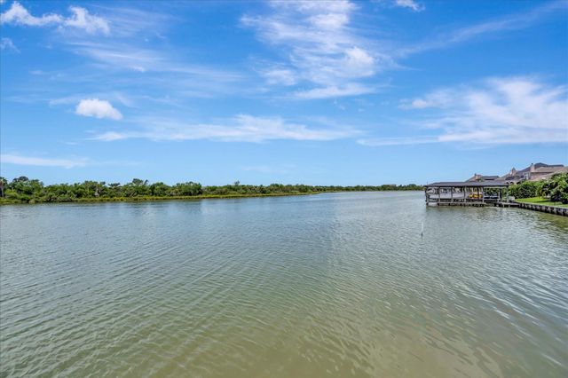 793 Davis Road 112, League City, TX 77573