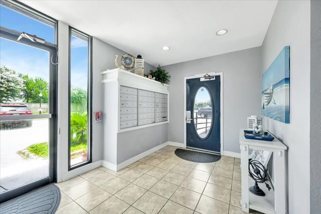 793 Davis Road 112, League City, TX 77573