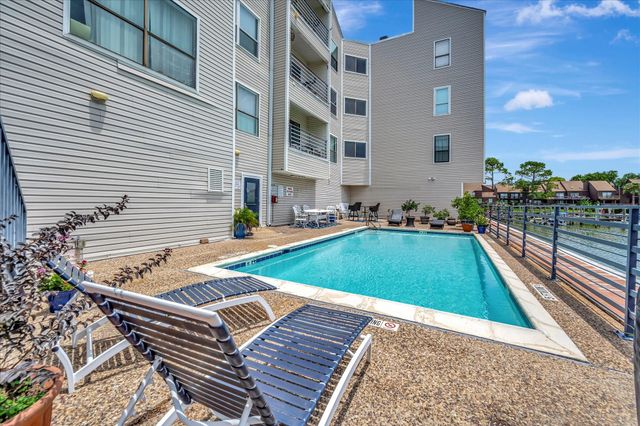 793 Davis Road 112, League City, TX 77573