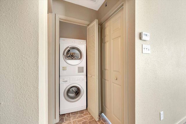 793 Davis Road 112, League City, TX 77573