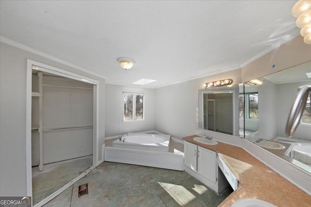 2415 Hi Roc Road NE, Conyers, GA 30012