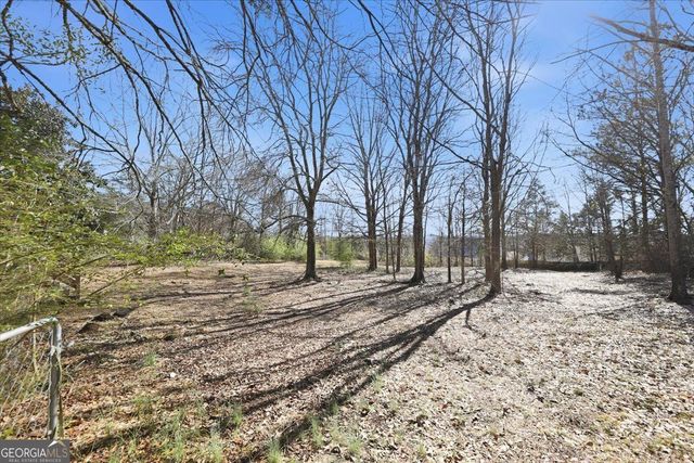 2415 Hi Roc Road NE, Conyers, GA 30012