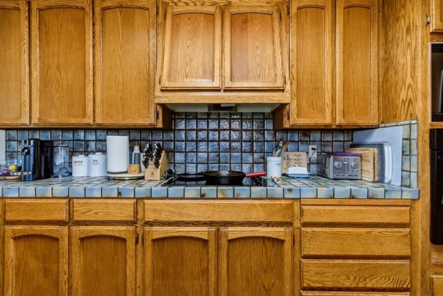 1660 Sunnyslope Road, Hollister, CA 95023