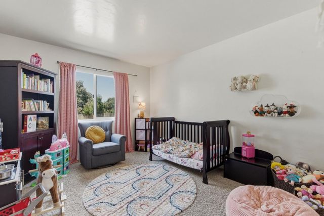 1660 Sunnyslope Road, Hollister, CA 95023