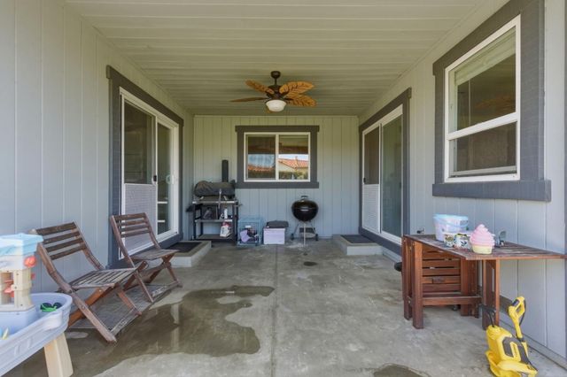 1660 Sunnyslope Road, Hollister, CA 95023