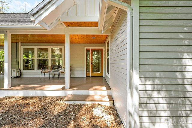 22 and 31 Pebble Lane, Port Townsend, WA 98368