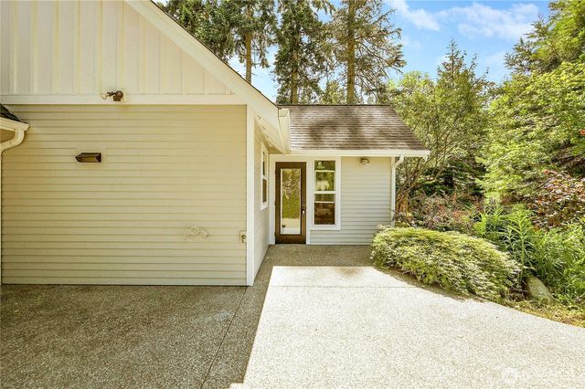 22 and 31 Pebble Lane, Port Townsend, WA 98368