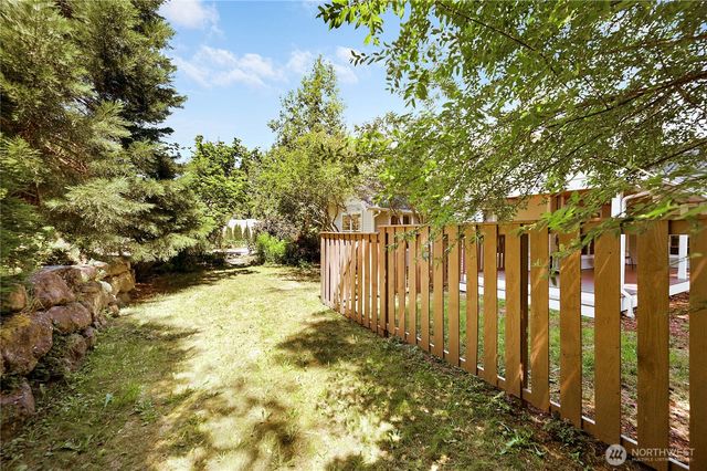 22 and 31 Pebble Lane, Port Townsend, WA 98368