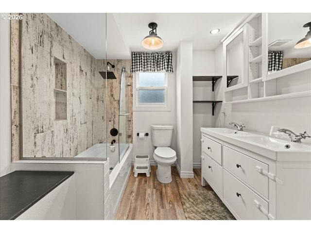 622 Sw UTAH St, Camas, WA 98607