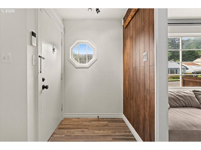 622 Sw UTAH St, Camas, WA 98607