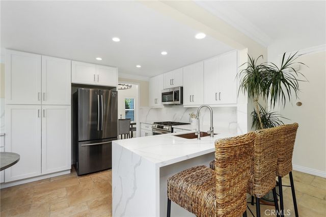 26066 Miralinda, Lake Forest, CA 92630