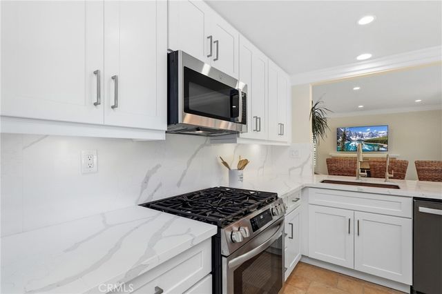 26066 Miralinda, Lake Forest, CA 92630