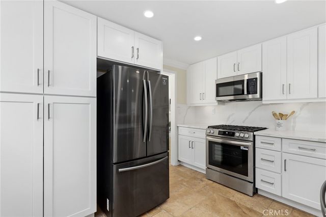 26066 Miralinda, Lake Forest, CA 92630