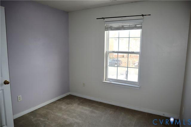 912 Scotch Pine Ct, Sandston, VA 23150