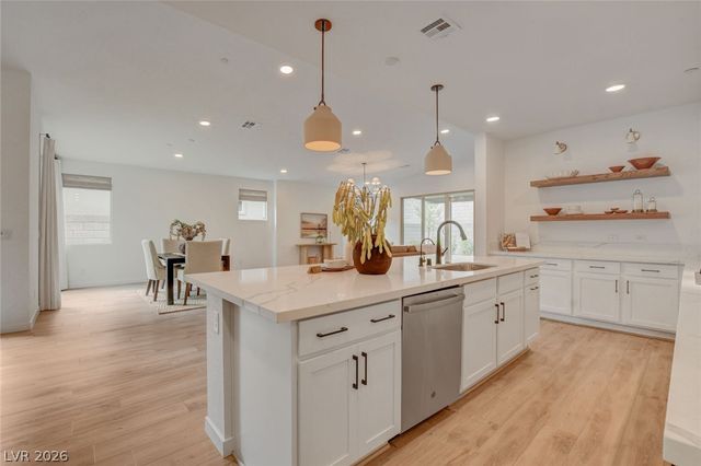 10151 Evergreen Pine Street, Las Vegas, NV 89166