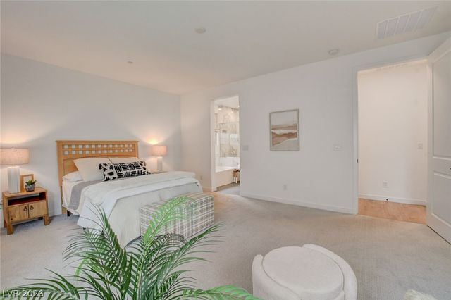 10151 Evergreen Pine Street, Las Vegas, NV 89166