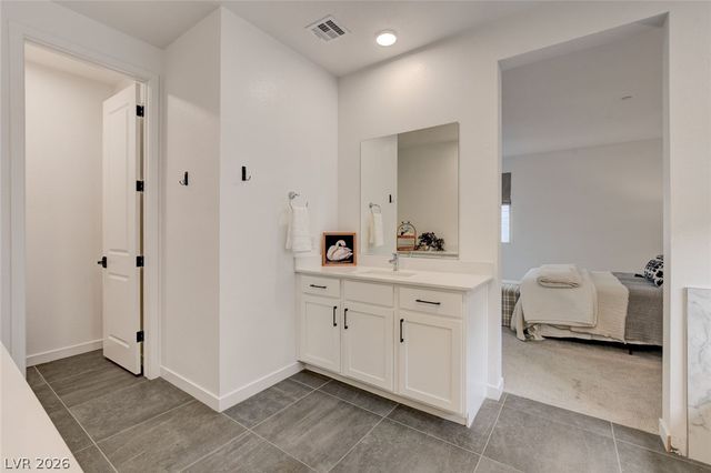 10151 Evergreen Pine Street, Las Vegas, NV 89166