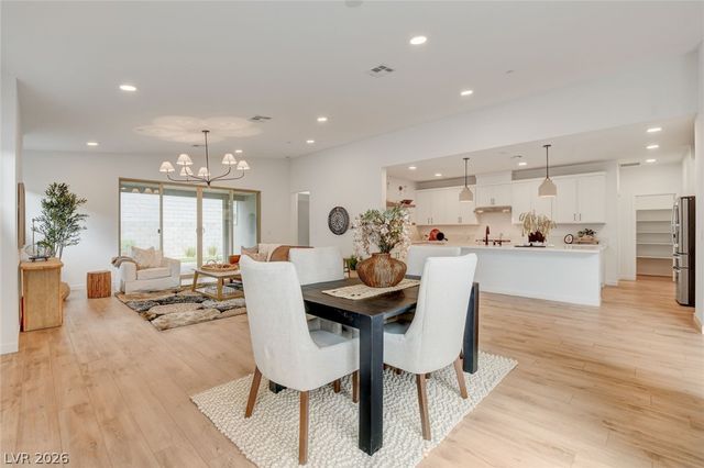 10151 Evergreen Pine Street, Las Vegas, NV 89166