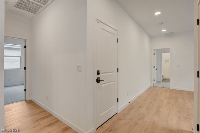 10151 Evergreen Pine Street, Las Vegas, NV 89166