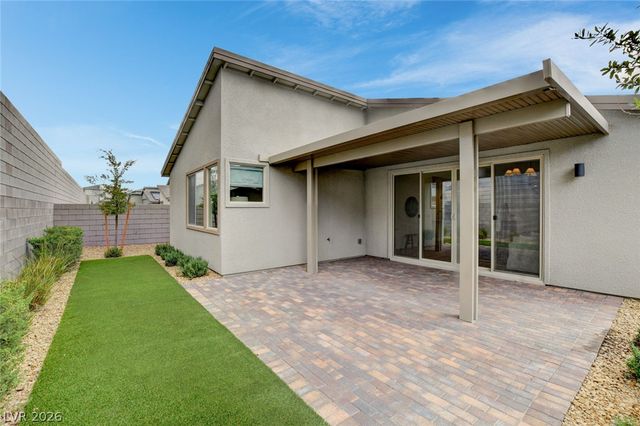 10151 Evergreen Pine Street, Las Vegas, NV 89166