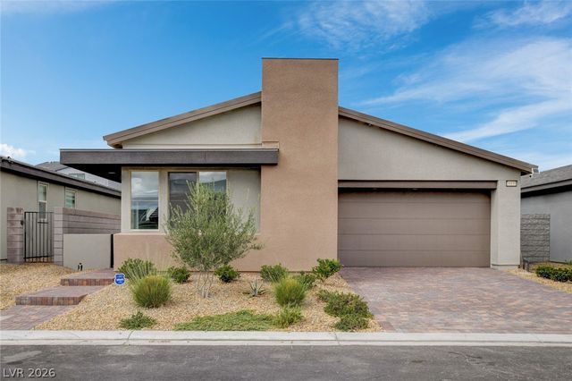 10151 Evergreen Pine Street, Las Vegas, NV 89166