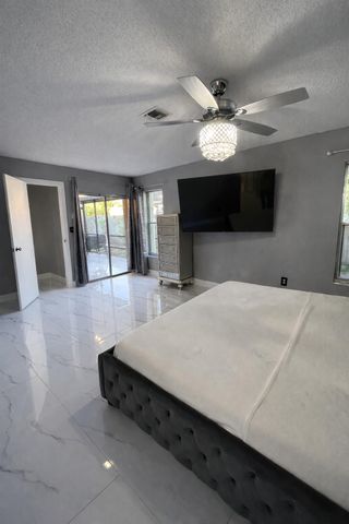 6770 Dupere Lane, Lake Worth, FL 33467