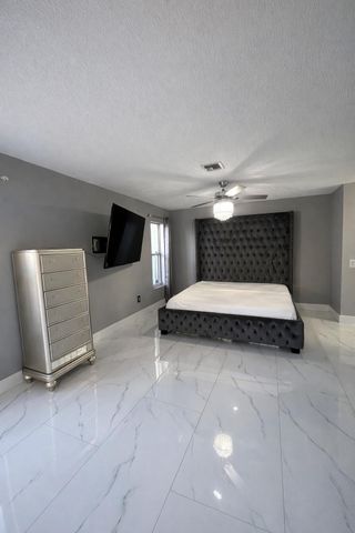 6770 Dupere Lane, Lake Worth, FL 33467