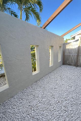 6770 Dupere Lane, Lake Worth, FL 33467