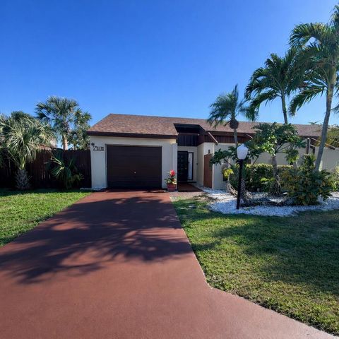 6770 Dupere Lane, Lake Worth, FL 33467