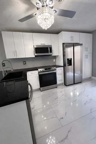 6770 Dupere Lane, Lake Worth, FL 33467