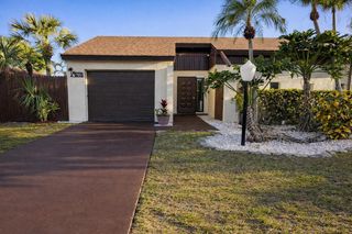6770 Dupere Lane, Lake Worth, FL 33467