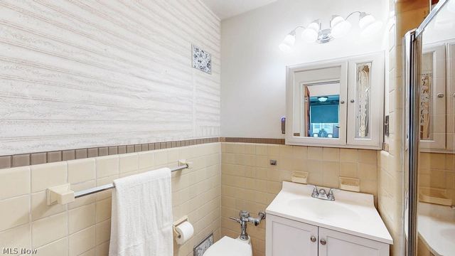 13800 Fairhill Road 512, Shaker Heights, OH 44120