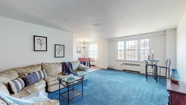 13800 Fairhill Road 512, Shaker Heights, OH 44120