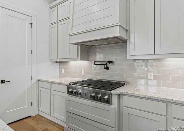 26643 White Eagle, San Antonio, TX 78260