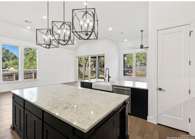 26643 White Eagle, San Antonio, TX 78260