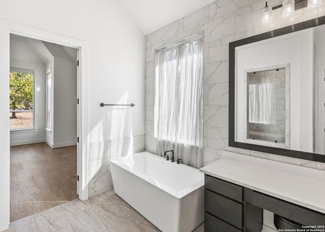 26643 White Eagle, San Antonio, TX 78260