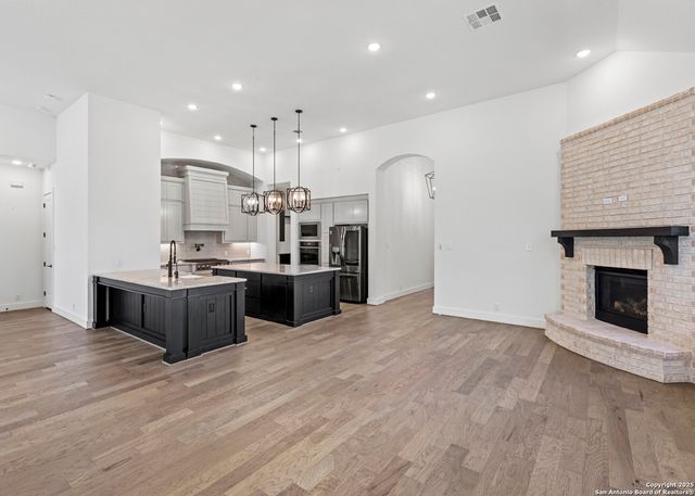 26643 White Eagle, San Antonio, TX 78260