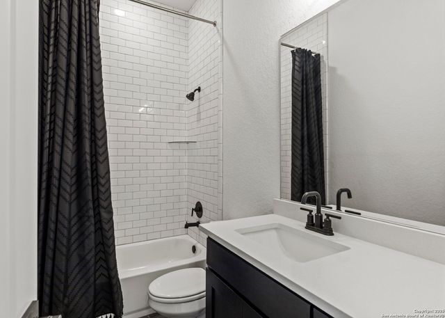 26643 White Eagle, San Antonio, TX 78260