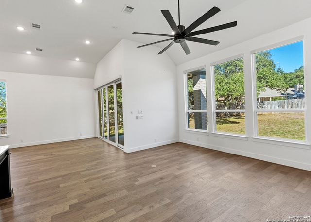 26643 White Eagle, San Antonio, TX 78260