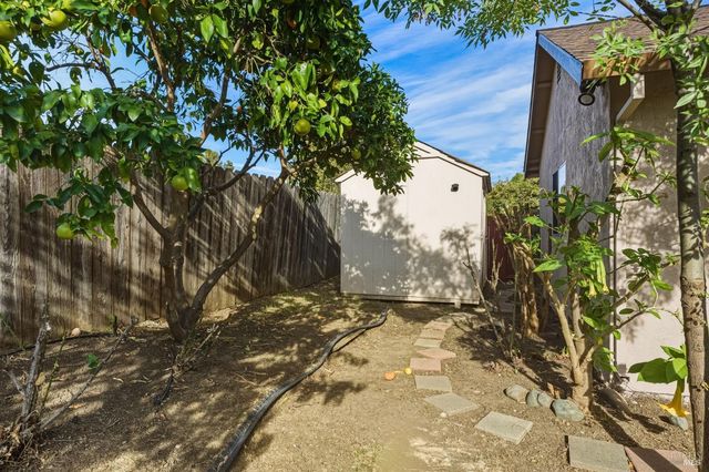 570 Berkeley Way, Fairfield, CA 94533