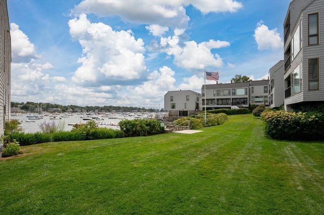 23 Skinners Path 23, Marblehead, MA 01945