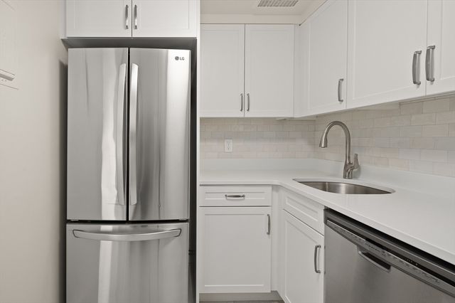 23 Skinners Path 23, Marblehead, MA 01945