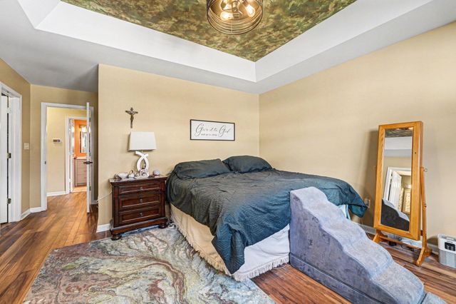 1448 Cynthia Court, Schererville, IN 46375