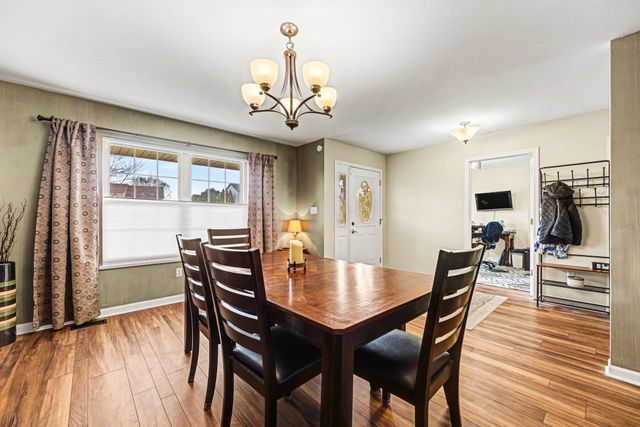 1448 Cynthia Court, Schererville, IN 46375