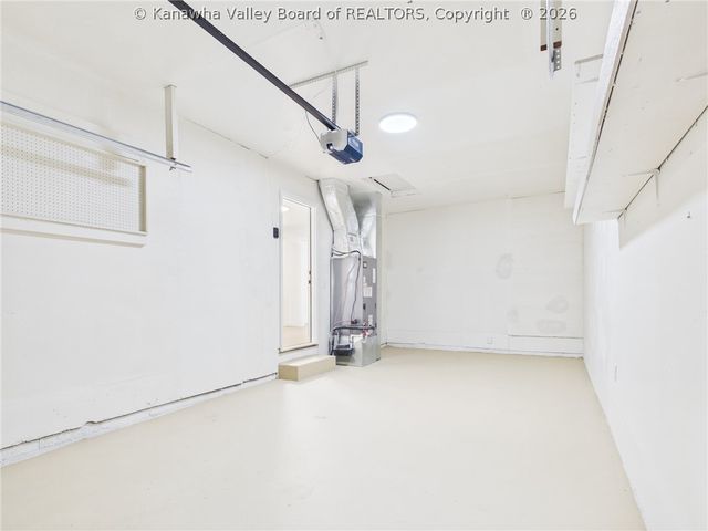 434 Brook Circle, Hurricane, WV 25526