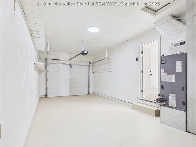 434 Brook Circle, Hurricane, WV 25526