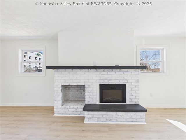 434 Brook Circle, Hurricane, WV 25526