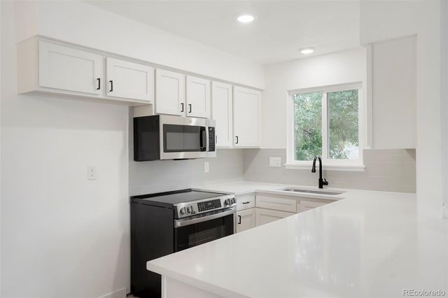 3351 S Field Street 149, Lakewood, CO 80227