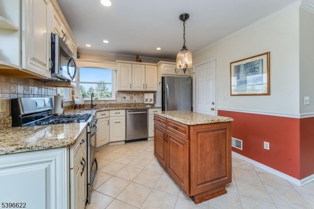 204 Aldin Road, Greenwich Twp., NJ 08886