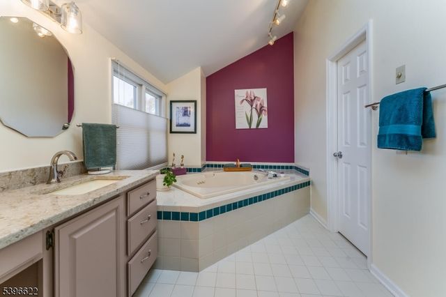 204 Aldin Road, Greenwich Twp., NJ 08886